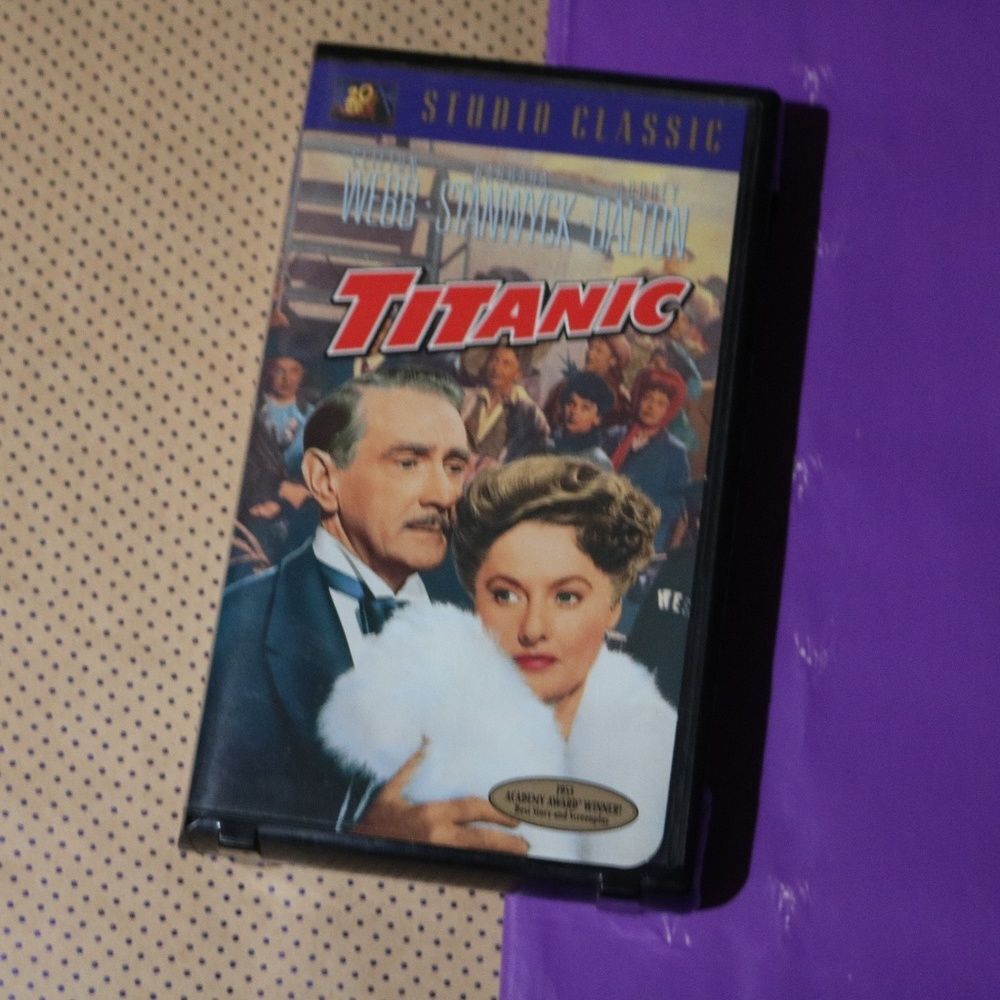 Titanic VHS